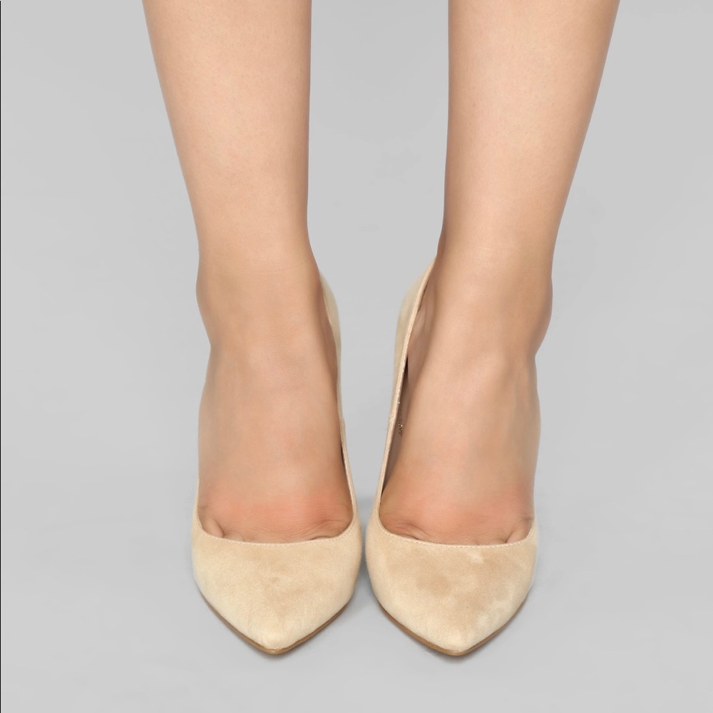 Brand New Fashion Nova Women’s Cindy Heel NUDE - 9US (will provide shoe box)